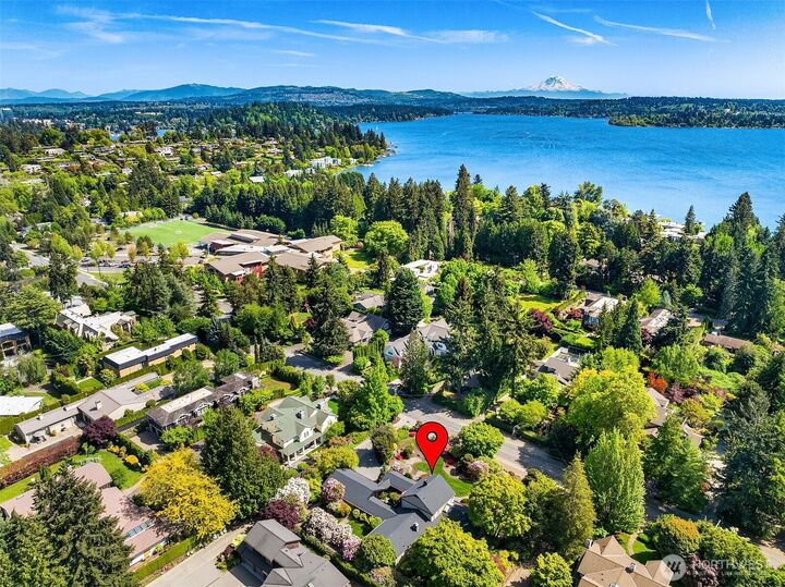 Property Photo:  7720 NE 8th Street  WA 98039 