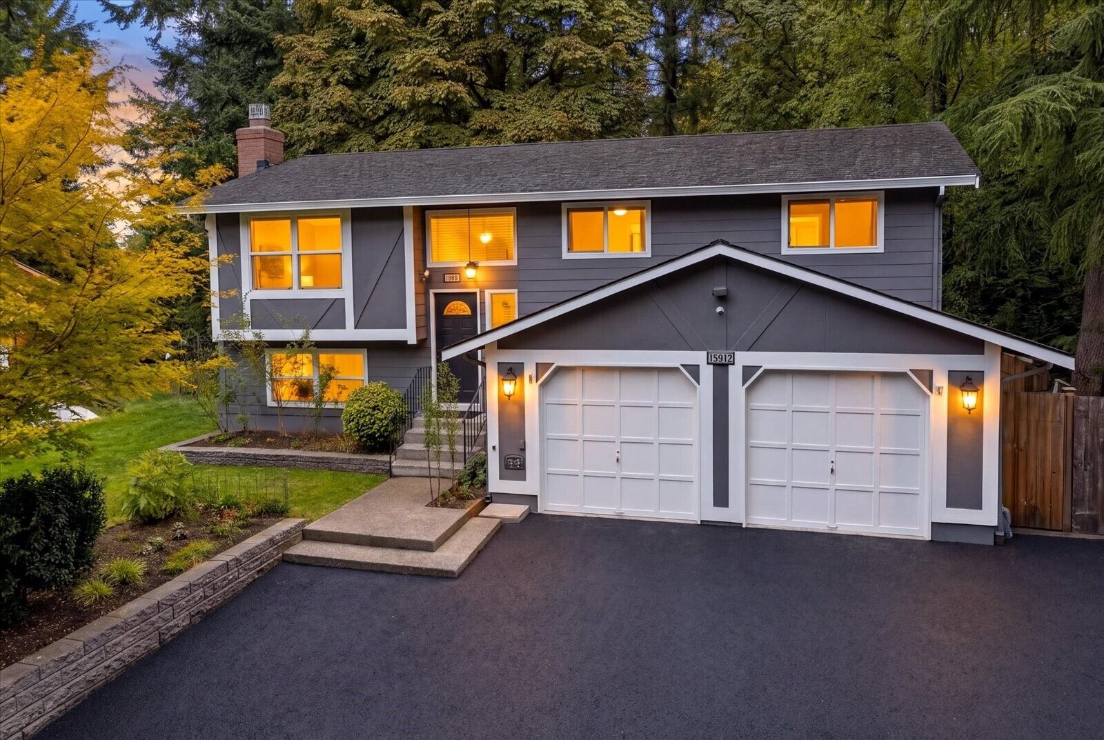 Property Photo: 15912 174th Avenue NE WA 98072