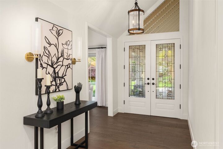 Property Photo:  51  Glacier Key  WA 98006 