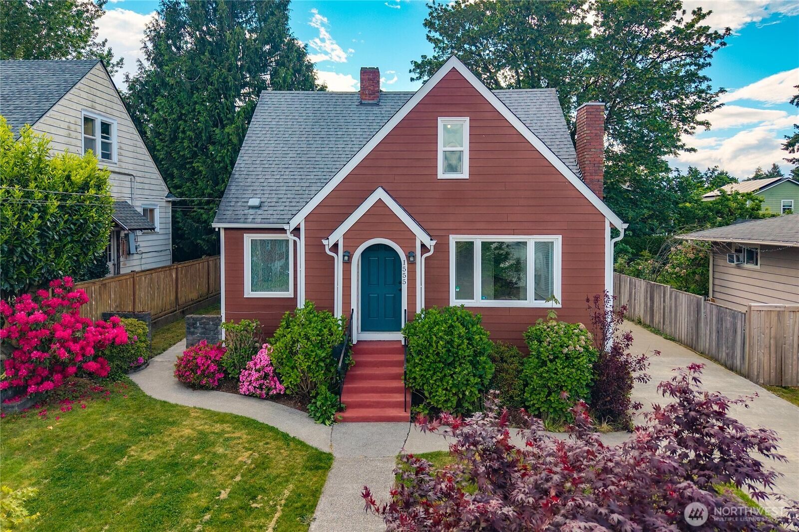 Property Photo:  1555  High Avenue  WA 98337 