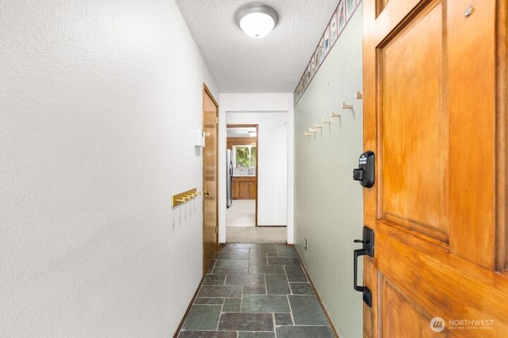 Property Photo:  2207 N Whitman  WA 98406 
