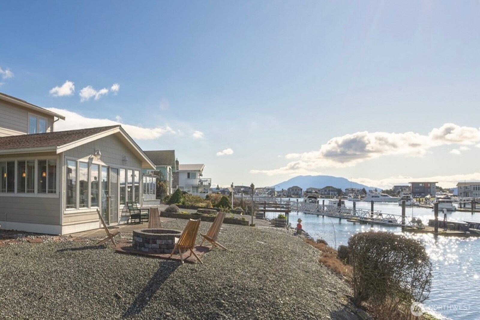 Property Photo:  4121  Saltspring Drive  WA 98248 