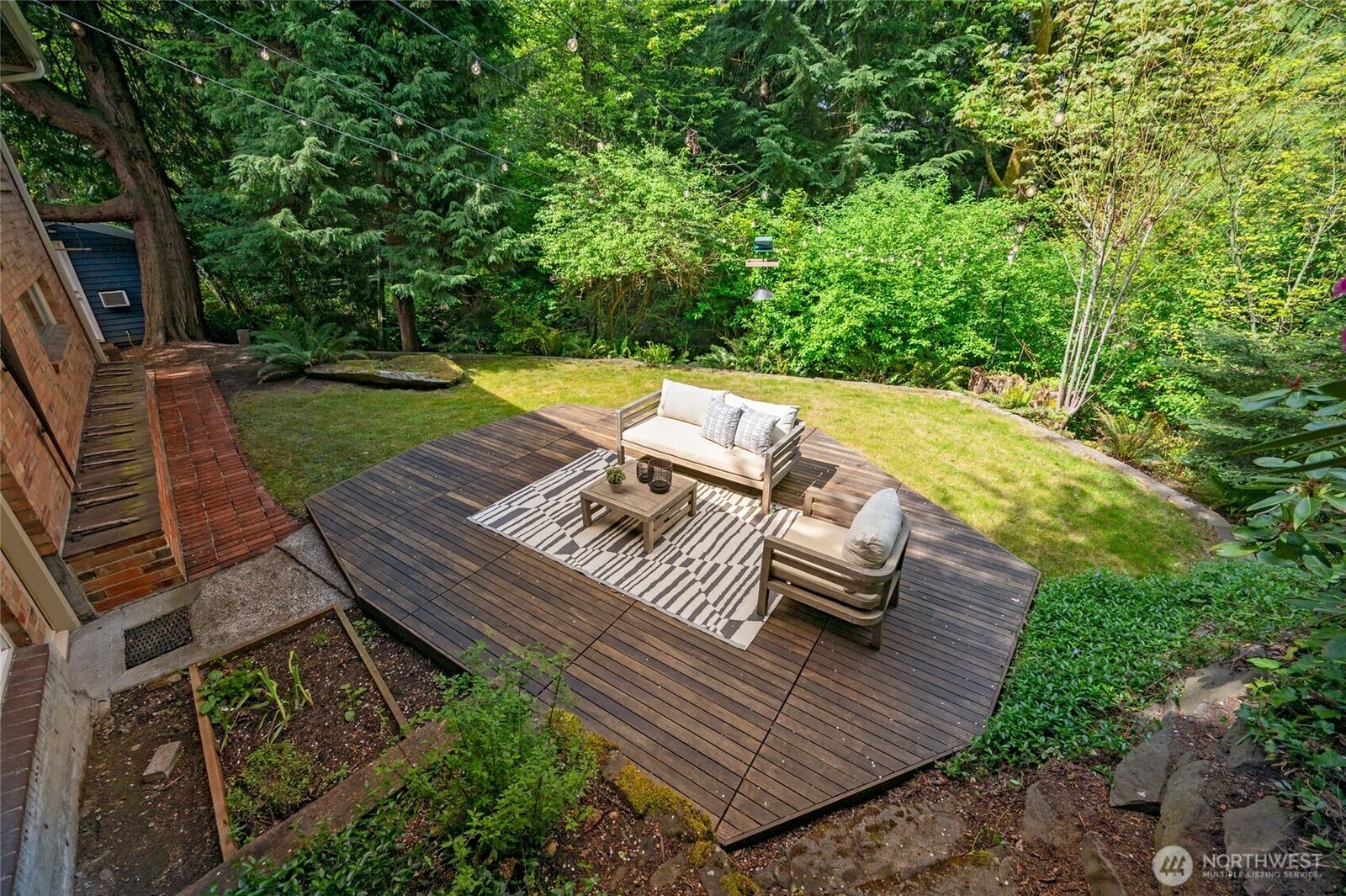 Property Photo: 10801 12th Avenue NE WA 98125
