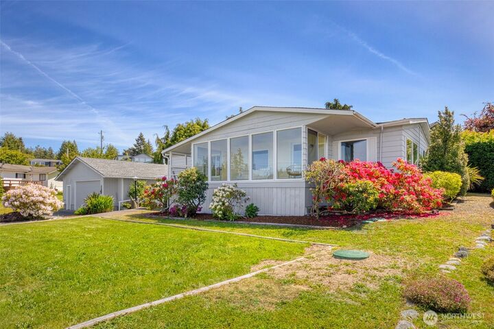 Property Photo:  261  Dennis Boulevard  WA 98368 