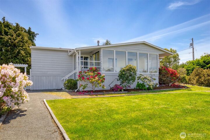 Property Photo: 261 Dennis Boulevard WA 98368
