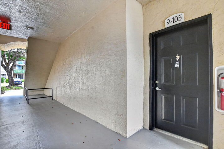 Property Photo:  15085 Michelangelo Boulevard 105  FL 33446 