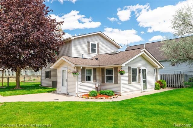 Property Photo:  4020 Totem Lane  MI 48328 