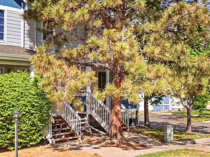 Property Photo:  1362 S Cathay Court 101  CO 80017 