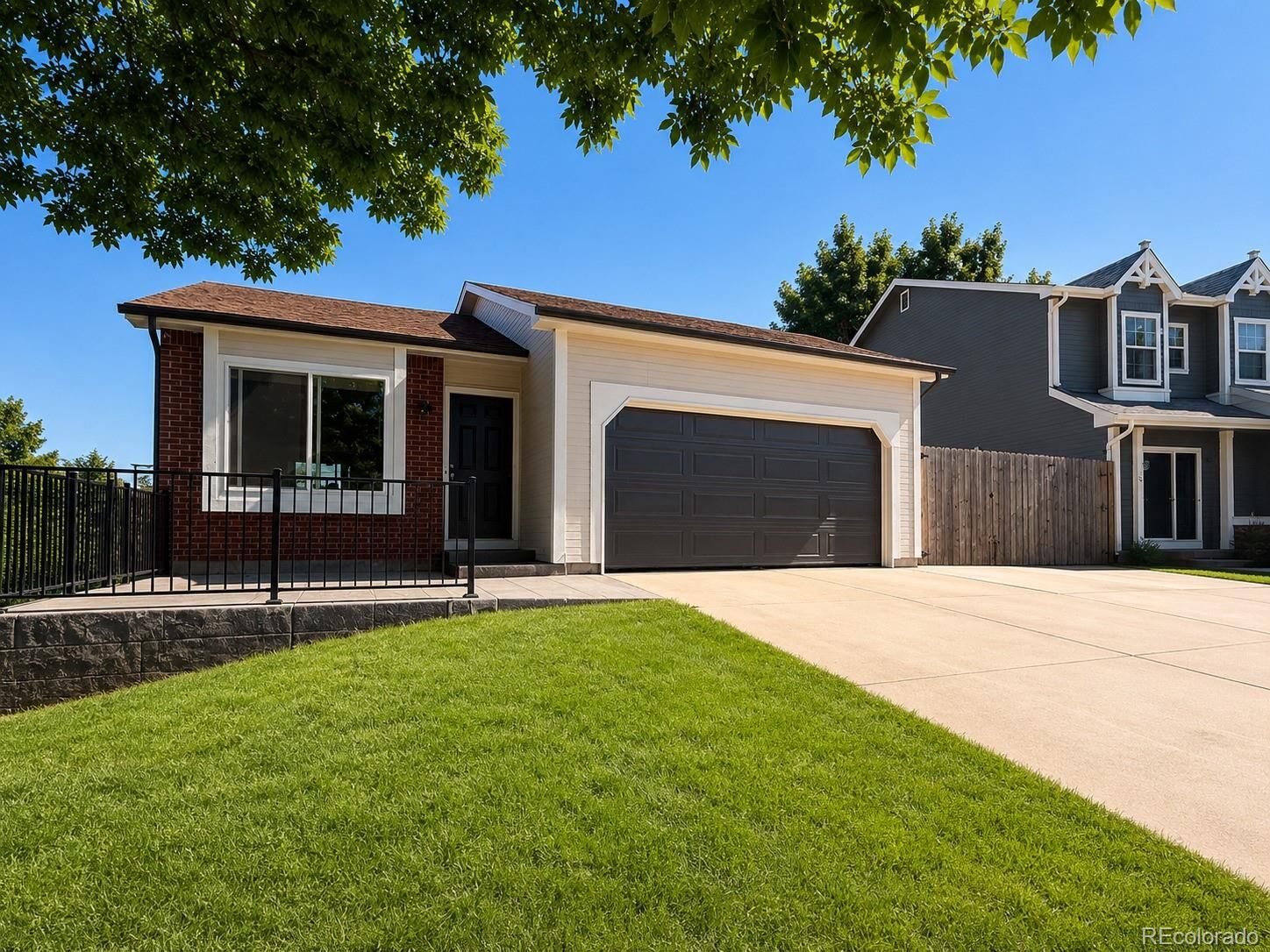 Property Photo:  392 Eisenhower Drive  CO 80027 
