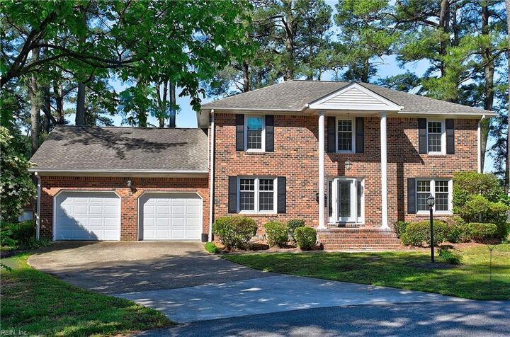 Property Photo:  147 Circle Ct  VA 23503 