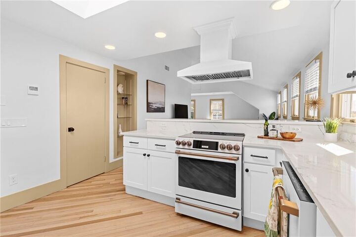Property Photo: 18 Barney Street 3 RI 02840