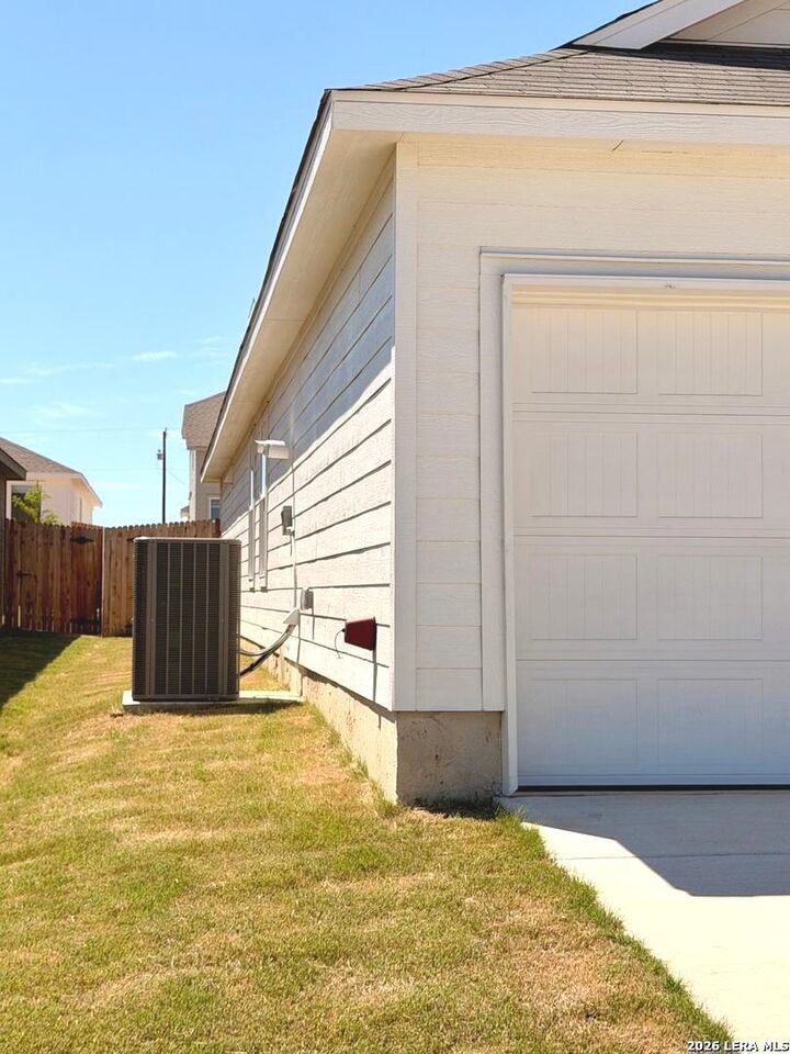 Property Photo: 6002 Sliding Way TX 78073