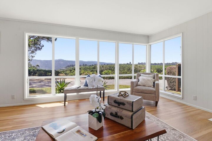 Property Photo:  112 Linden Lane  CA 94402 