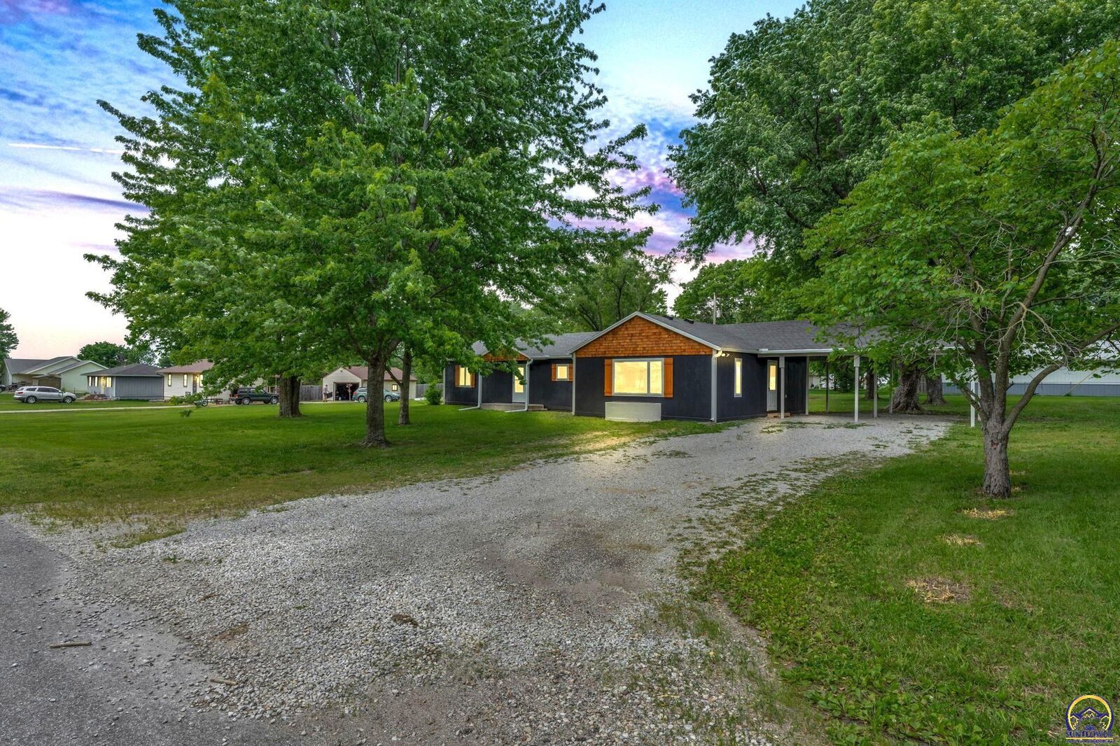 Property Photo: 420 Osborn St KS 66414