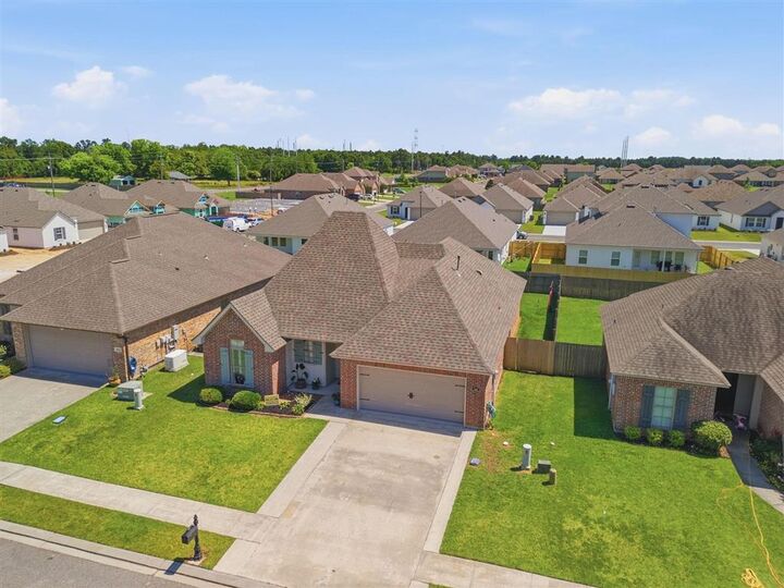 Property Photo:  341 Paisley Parkway  LA 70665-0000 