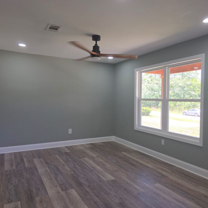 Property Photo:  707 E Alapaha  GA 31750 