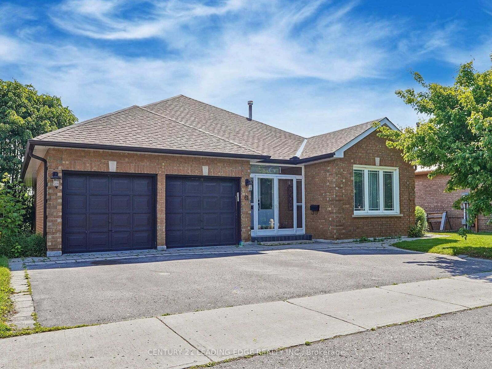 Property Photo:  61 Garden Street Lower  ON L1N 9E7 