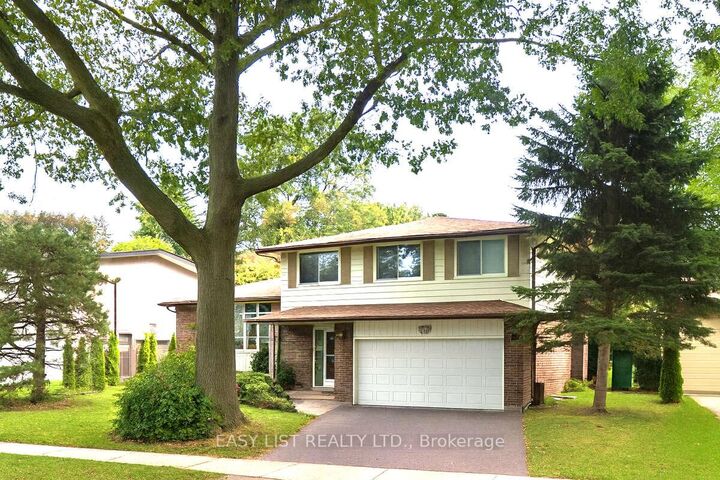 1035 Oshawa Boulevard N — photo 1