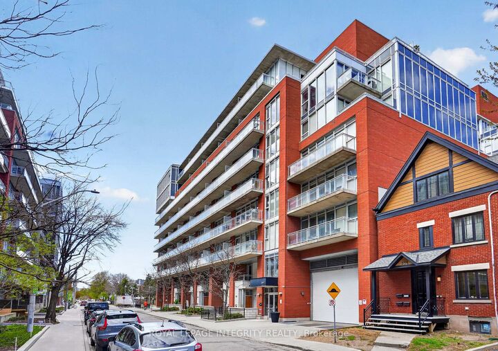 Property Photo: 349 McLeod Street 216 ON K2P 0S1
