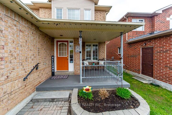 Property Photo: 5 Twiss Drive ON L4N 8P3