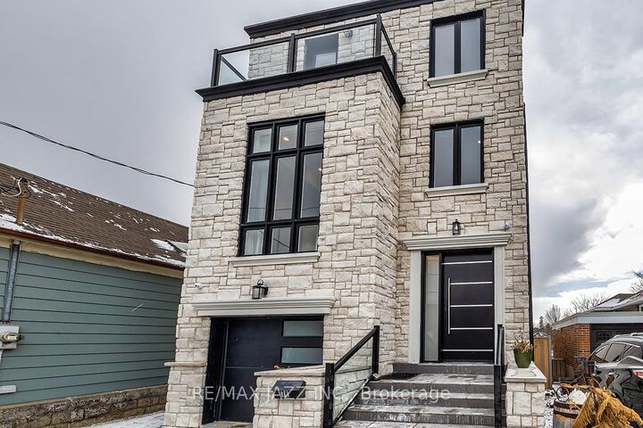 Property Photo: 76 Haverson Boulevard ON M6M 3J9