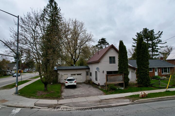 209 Dill St Street — photo 1