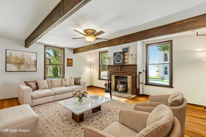 Property Photo: 217 South Irish Street TN 37743