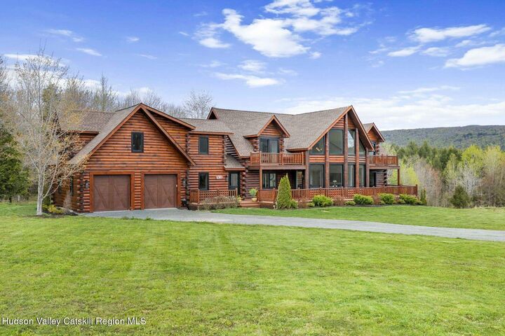 Property Photo:  27 Anchor Camp  NY 12496 