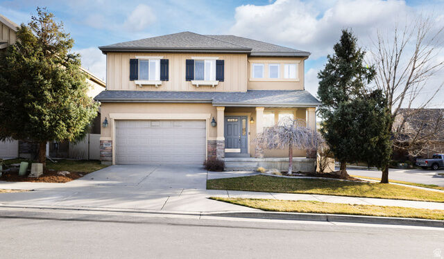 Property Photo: 1420 E Firelight Way UT 84092