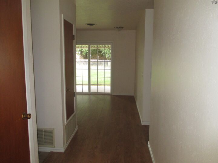 Property Photo:  4106 Aspen Street  TX 76306 