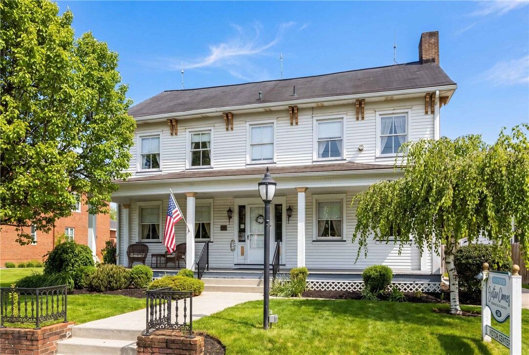 Property Photo: 310 E Grandview Ave PA 16063