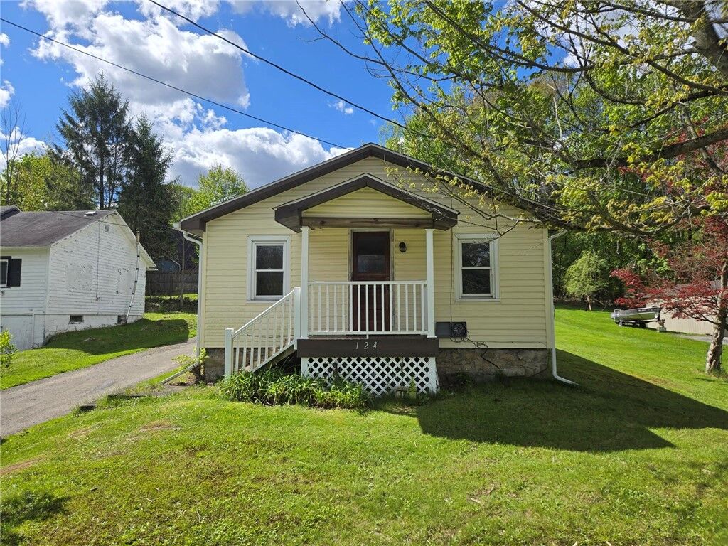 Property Photo:  124 Tingley Lane  PA 16323 