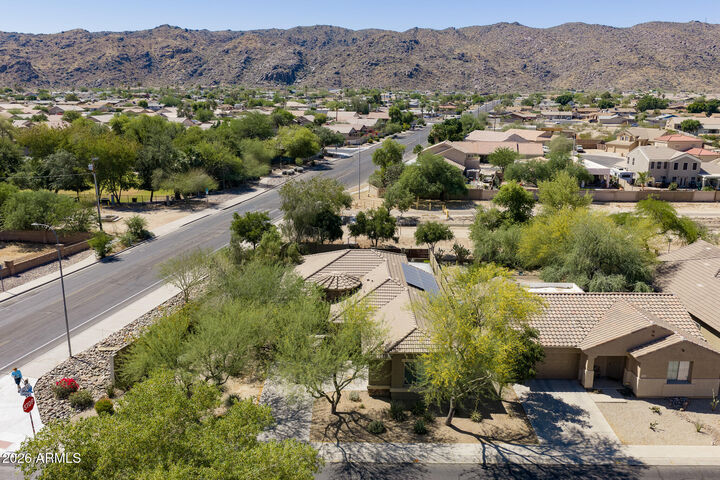 Property Photo:  1527 E Gary Way  AZ 85042 