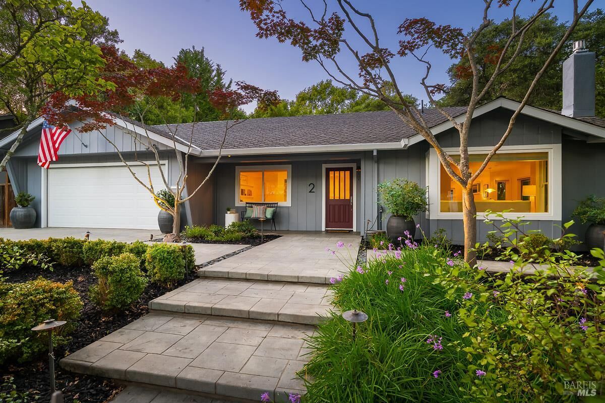 Property Photo:  2 Brooke Drive  CA 94947 