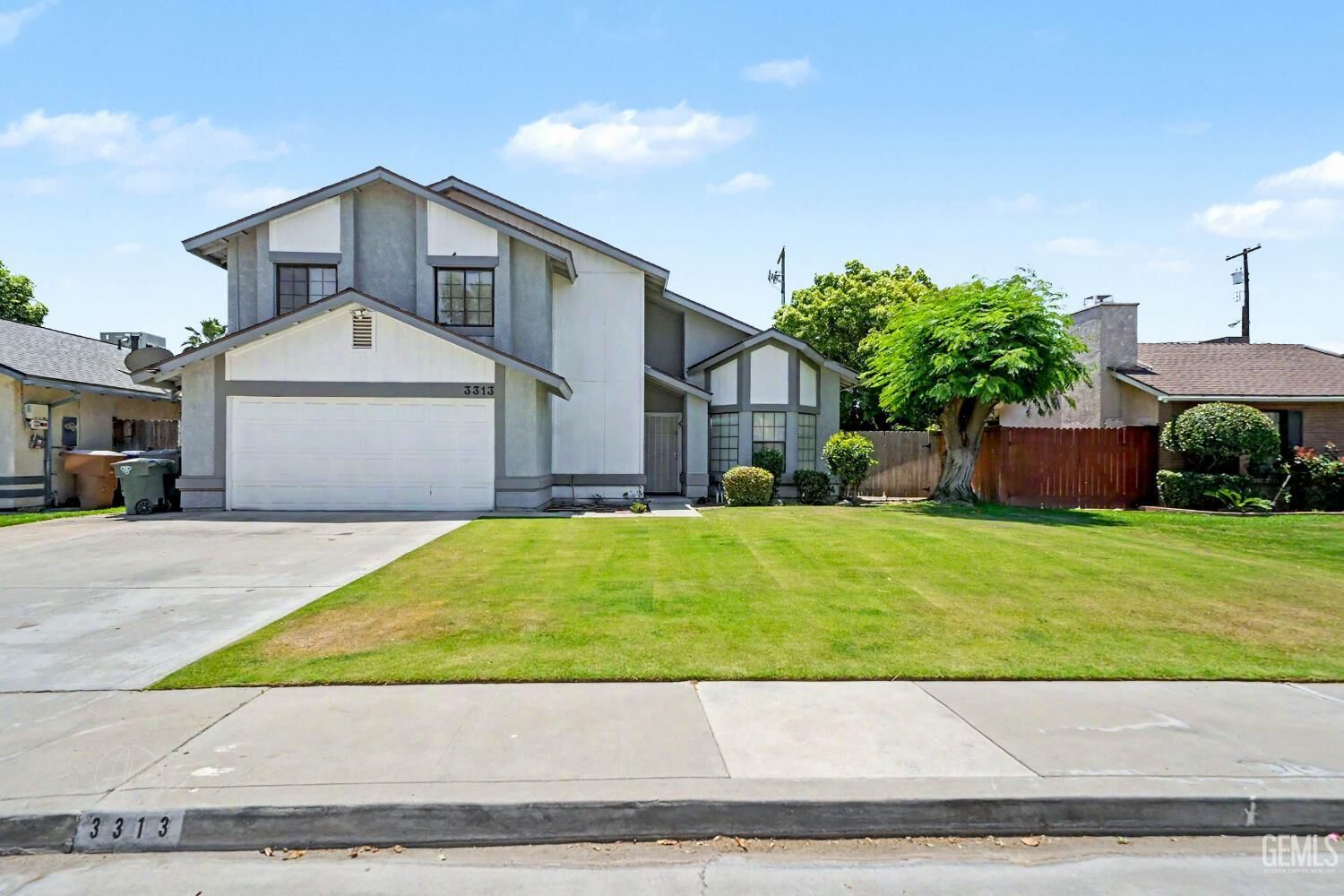 Property Photo:  3313 Fiesta Avenue  CA 93313 
