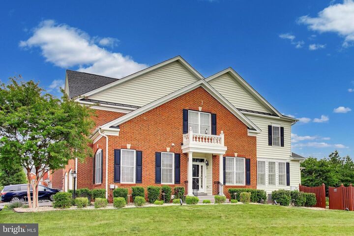 Property Photo:  43149 Morrisonville Manor Terrace  VA 20148 