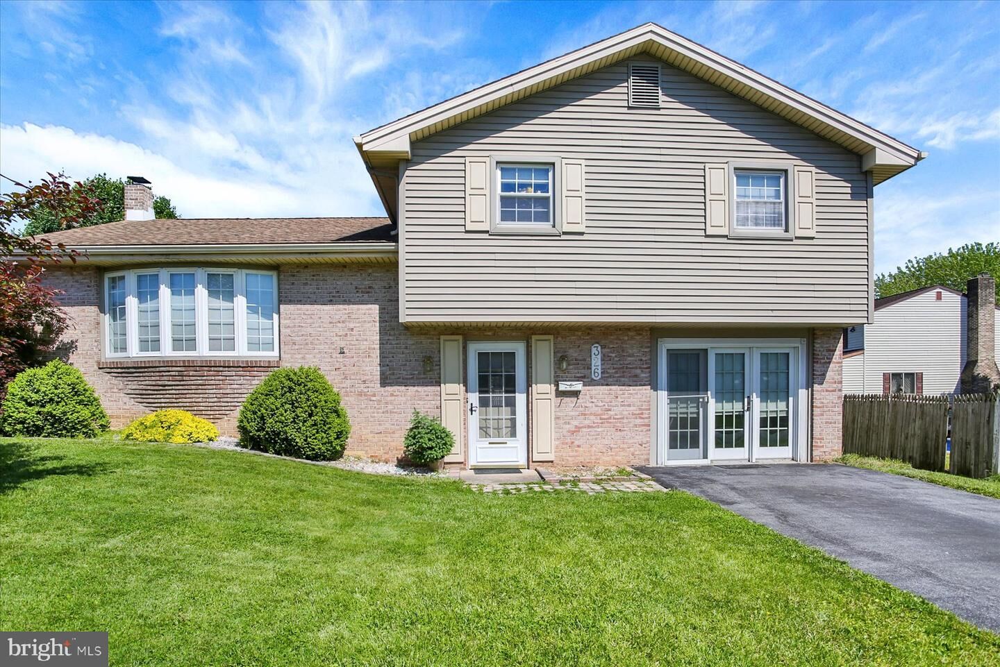 Property Photo: 326 R Street PA 17113