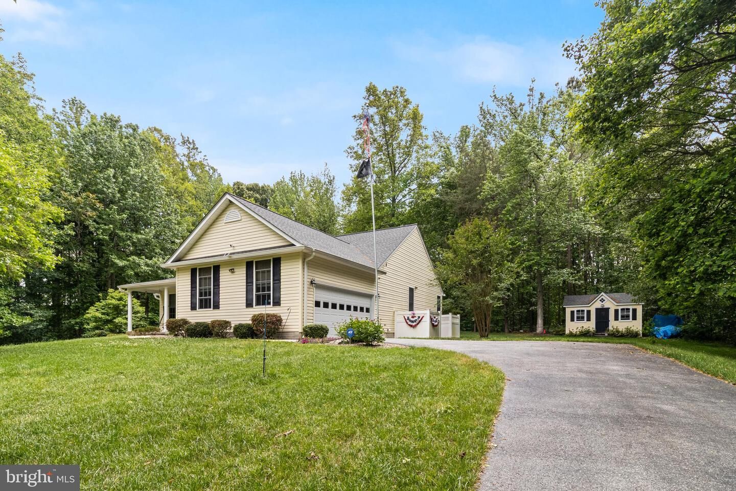 Property Photo: 16447 Swans Rest Place MD 20637