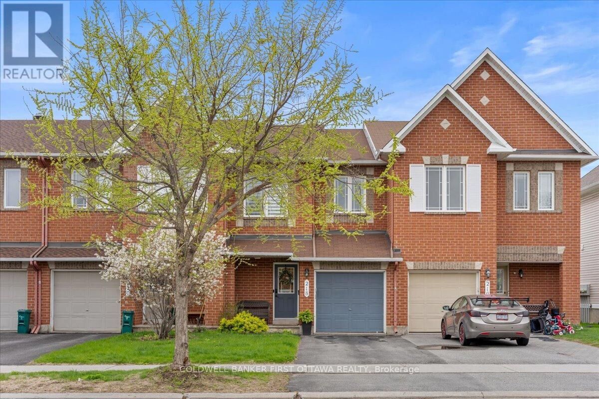 Property Photo:  218 Flamborough Way  ON K2W 1G5 