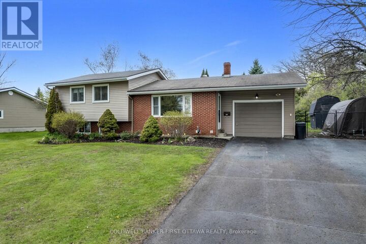 Property Photo:  114 Morris Road South  ON K7H 3A8 
