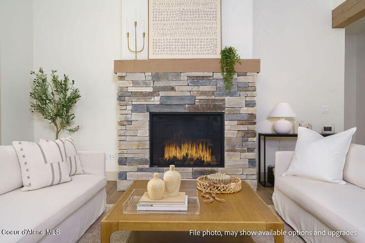 Property Photo:  1215 W Fair Ln  ID 83854 