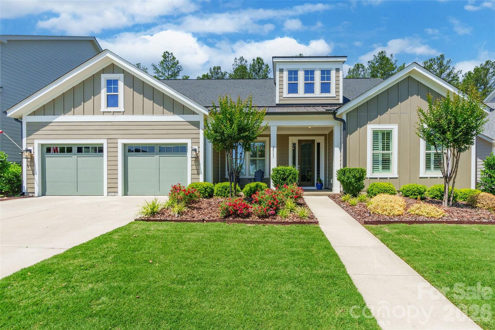 Property Photo: 2511 Paddlers Cove Drive SC 29710