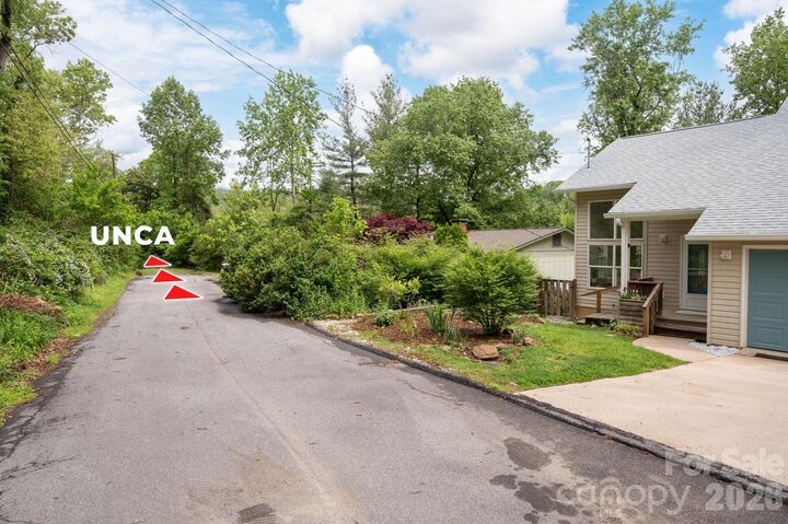 Property Photo: 9 Nantahala Street NC 28801