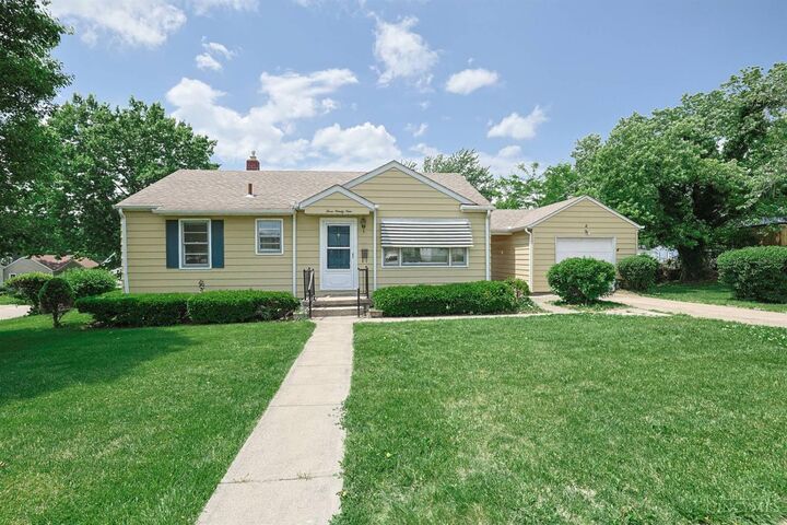 Property Photo:  399 S Eastview Parkway  OH 45011 