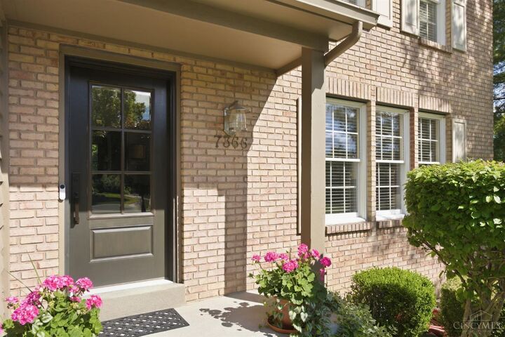 Property Photo:  7366 Wethersfield Drive  OH 45069 