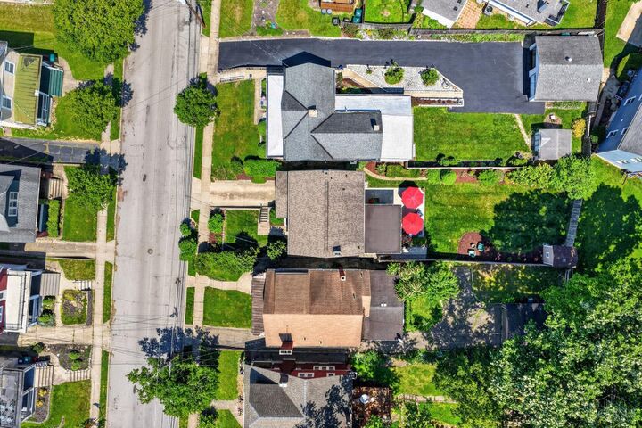 Property Photo: 4002 Ballard Avenue OH 45209
