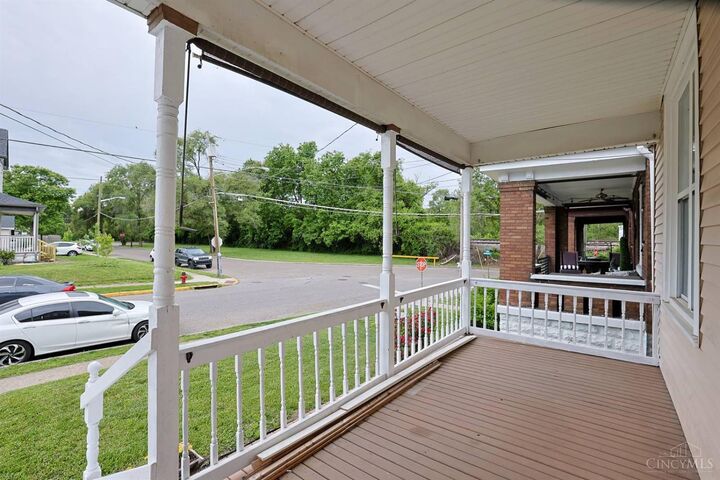 Property Photo:  528 Linden Street  OH 45216 