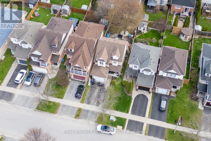 Property Photo: 43 Madden Place ON L1C 5K3