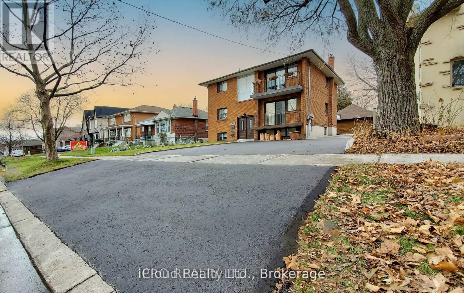 Property Photo: 246 Delta Street 3 ON M8W 4E9