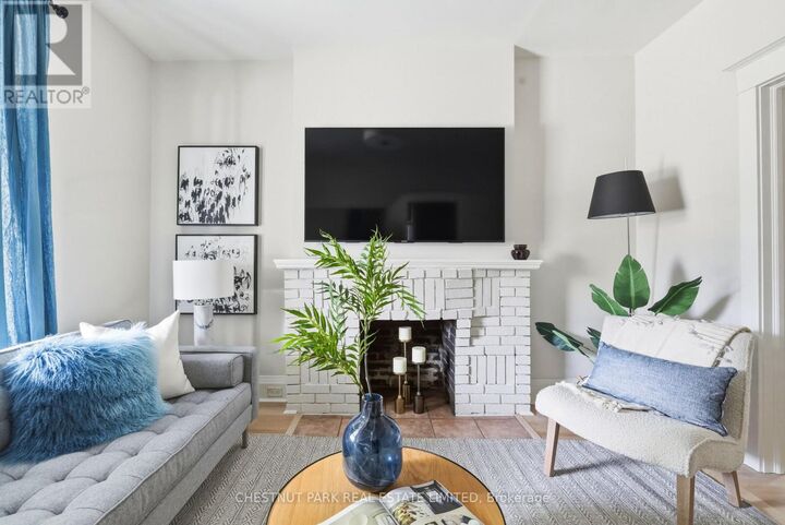 Property Photo:  25 Harris Avenue  ON M4C 1P3 